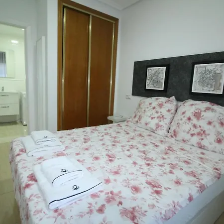 Elvira Aq-110 Apartment